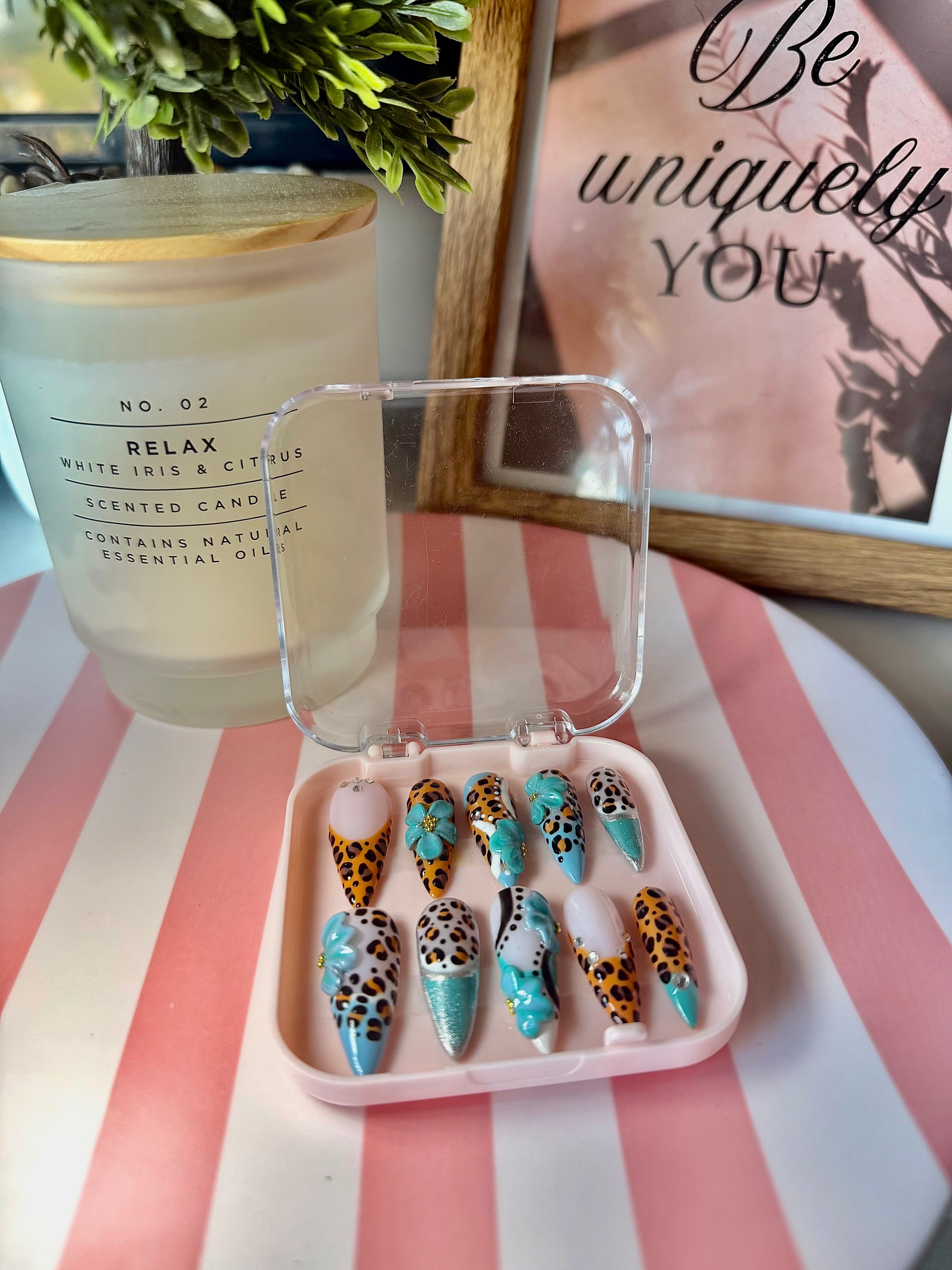 Turquoise Safari/ Almond